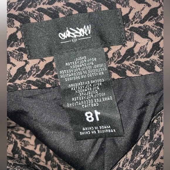 Mossimo Women's Skirt Brown & Black Pattern, 24” Length, Zipper in Back; Size 18 - Picture 5 of 8